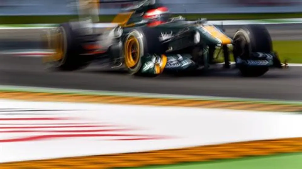 Trulli extiendo contrato con Lotus