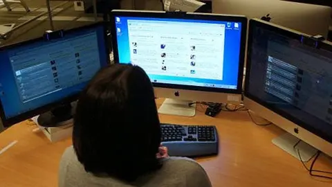 Crean computadora para evitar distracciones en el trabajo