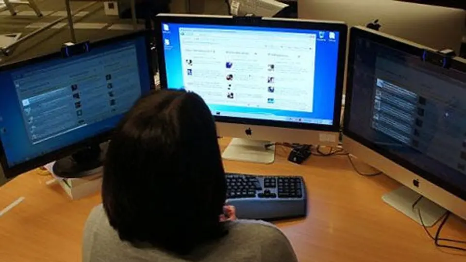 Crean computadora para evitar distracciones en el trabajo