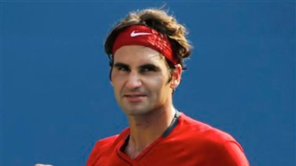 Federer se impone a Cilic y avanza en Estados Unidos
