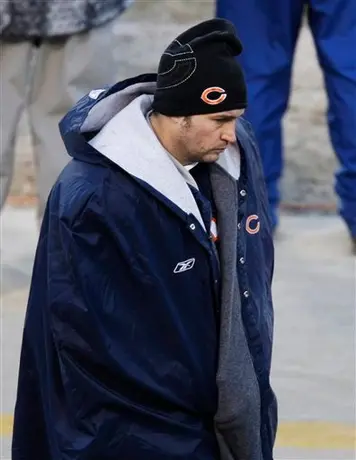 Jay Cutler sufrió esguince en la rodilla ante Green Bay