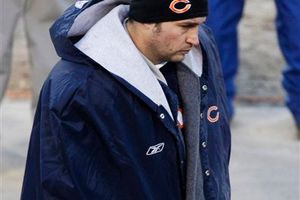 Jay Cutler sufrió esguince en la rodilla ante Green Bay