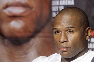 Guardia en Las Vegas acusa a Mayweather Jr. de agresión