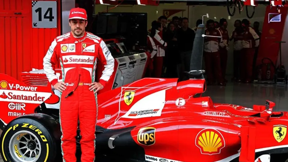 Fernando Alonso destaca velocidad de su nuevo monoplaza