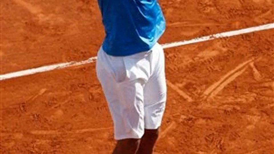Nadal 'despierta' ante Soderling y ya está en Semis