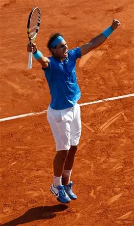 Nadal 'despierta' ante Soderling y ya está en Semis