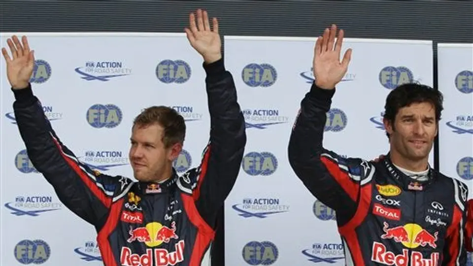 Red Bull regañó a Webber por atacar a Vettel