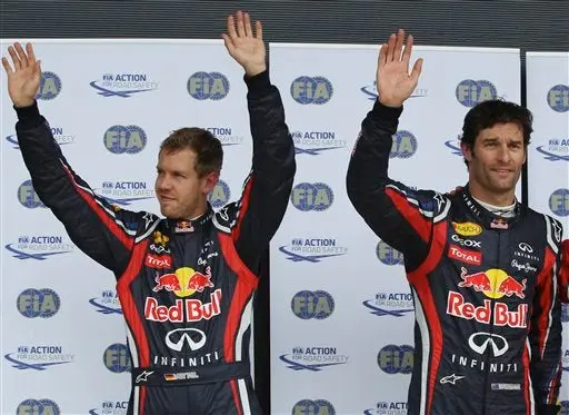 Red Bull regañó a Webber por atacar a Vettel