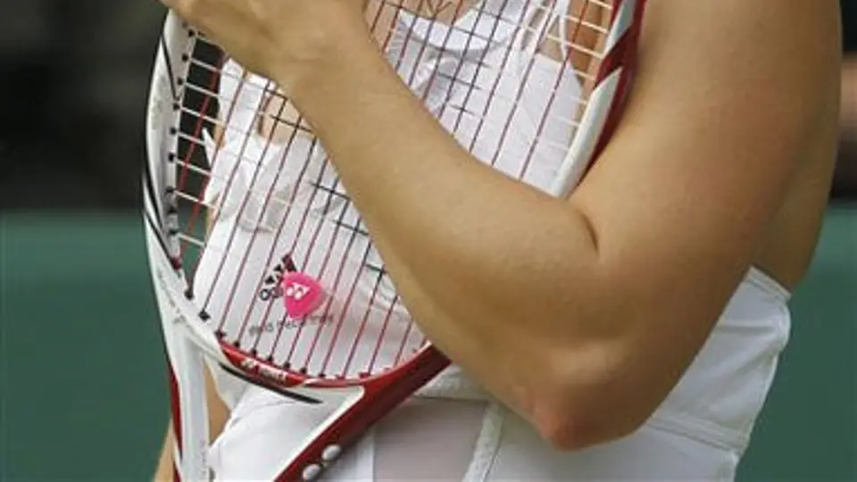 Williams, Sharapova y Wozniacki avanzaron en Wimbledon