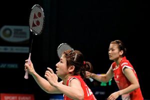 Cosecha Canadá oro en dobles femenil de bádminton