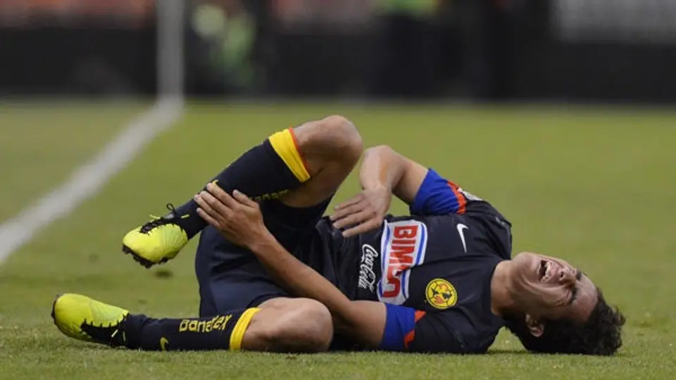 Efraín Juárez, 15 días fuera por lesión