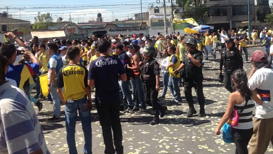 Aficionados del América protagonizan broncas en el Neza 86