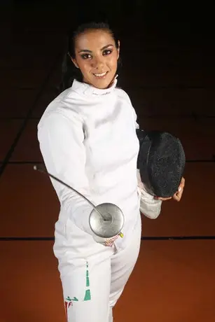 Nataly Michel se conforma con el bronce en florete