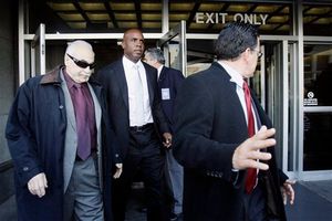 El entrenador de Bonds me dio drogas: Randy Velarde