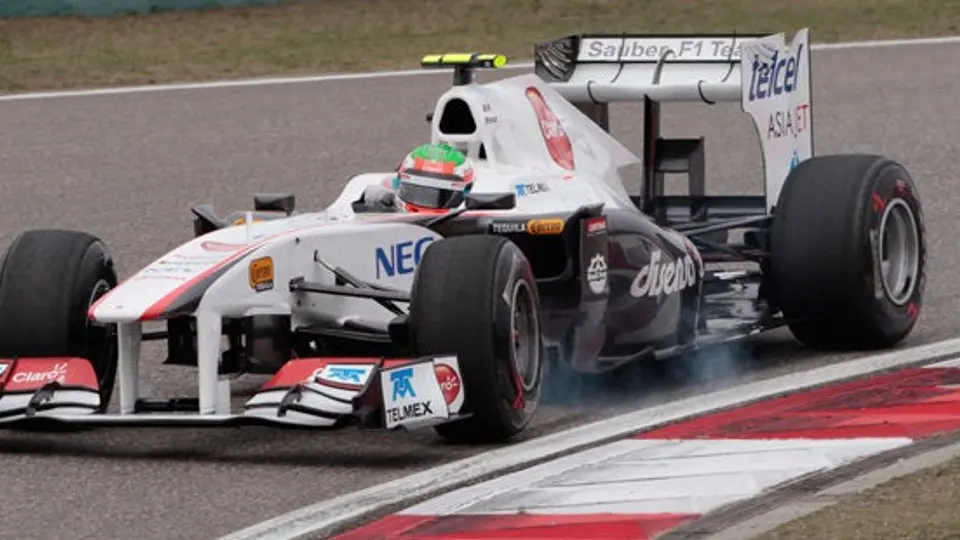 Checo Pérez termina 14 en el GP de Turquía