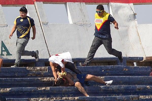 Se dieron golpes entre integrantes de 'La Monu' y del 'Ritual' | RICARDO FLORES