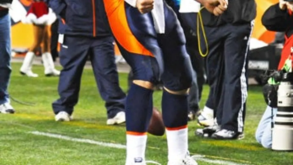 Broncos vence 24-23 a Houston; Tebow logra primer triunfo