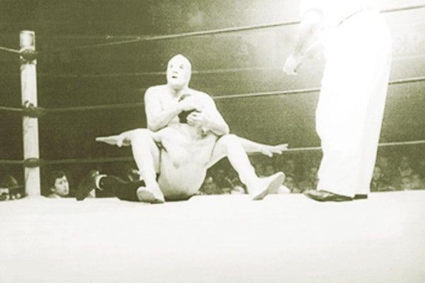 El Santo contra Black Shadow en 1952 | ESPECIAL