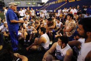 Morales afirmó que durará todo el 2011 digerir la derrota de Auténticos