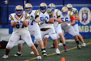 Ya entrenan los Auténticos para el Tazón de Primavera