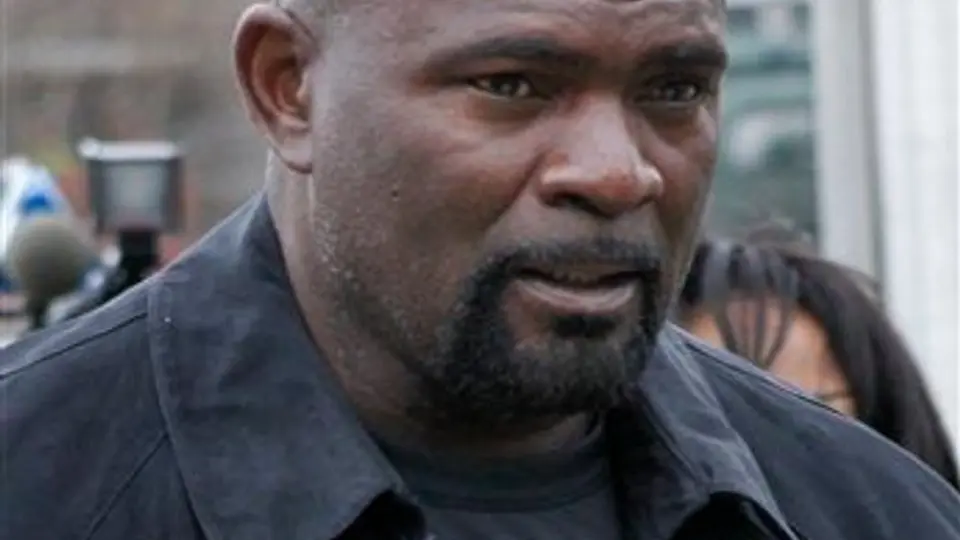 Lawrence Taylor, declarado delincuente sexual de bajo riesgo