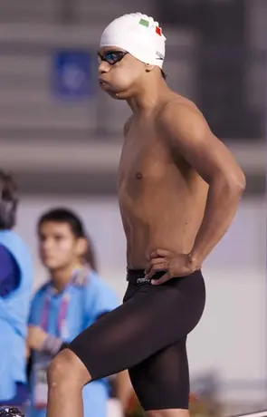Tres quintos lugares para México en natación