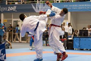 México asegura par de bronces en karate este viernes