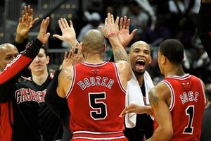 Bulls vence 95-83 a los Hawks y se pone a un juego de la Final del Este