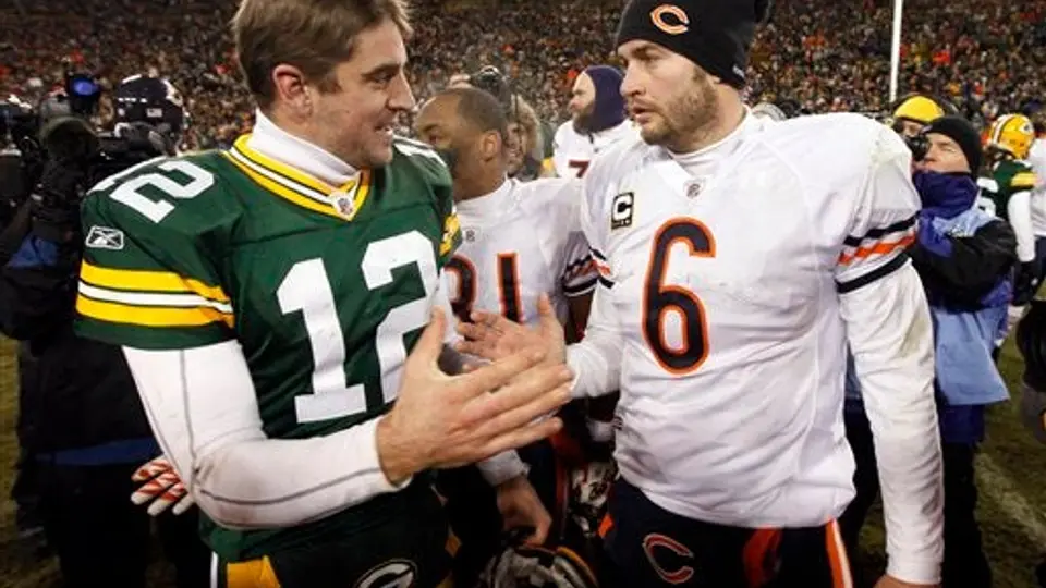 Rodgers cree que las críticas a Cutler son irrespetuosas