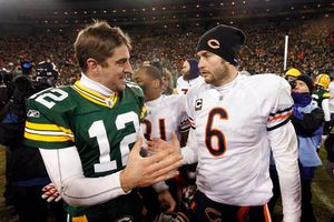 Rodgers cree que las críticas a Cutler son irrespetuosas