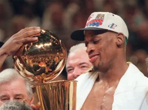 Dennis Rodman ingresa al Salón de la Fama