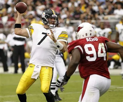 Roethlisberger guía a Pittsburgh al triunfo 32-20 sobre Arizona