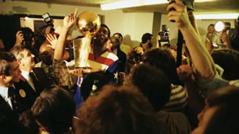 Wizards de Washington recuperan trofeo perdido