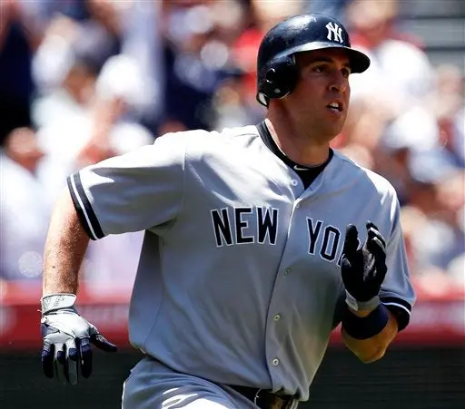 Yanquis luce ante Cerveceros y Teixeira llega a 300 HR