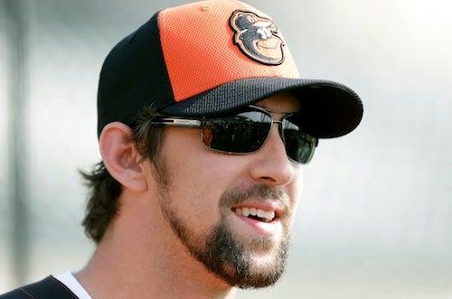 Michael observa con atención el campo de Baltimore | AP