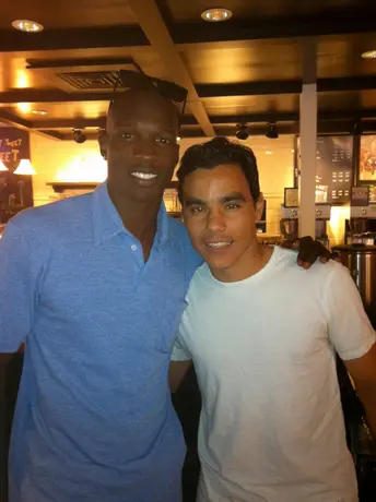 Chad Ochocinco viene a México