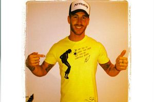 Sergio Ramos diseña playeras inspiradas en Michael Jackson