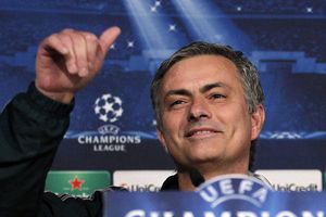 Mourinho figura en candidatos para reemplazar al Papa