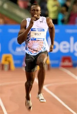 Bolt rompe la marca del año en 100 metros