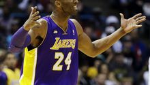 Milwaukee remonta y derrota a los Lakers