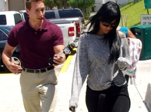 Esposa de Brandon Marshall acusada por acuchillar al jugador
