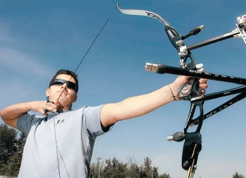J.R. Serrano tiene como meta el oro en Londres 2012