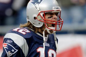 Tom Brady se pierde práctica por lesión en un pie