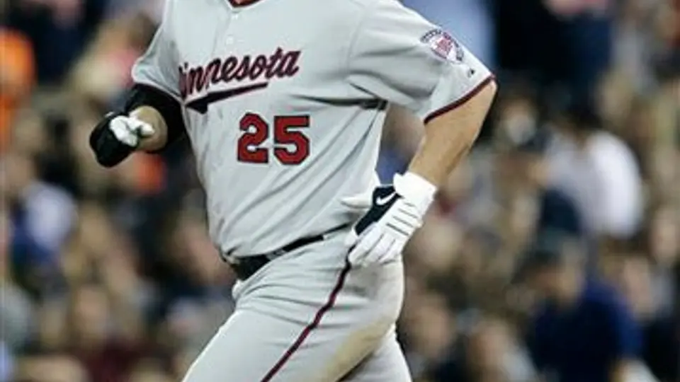 Jim Thome jugará con Filadelfia