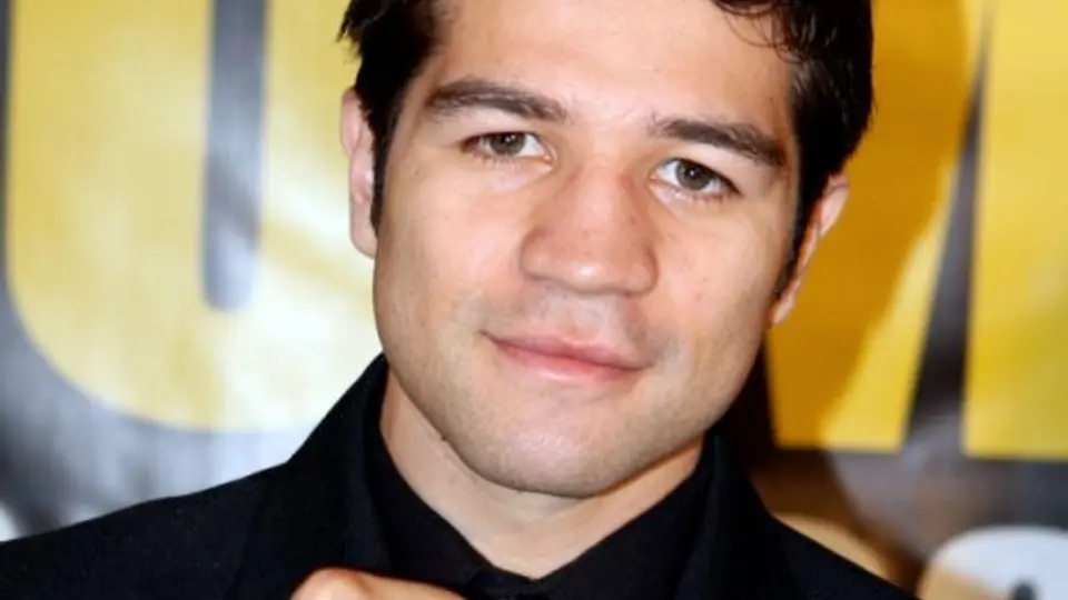 Alfonso Gómez anuncia pelea contra el Canelo