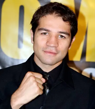 Alfonso Gómez anuncia pelea contra el Canelo