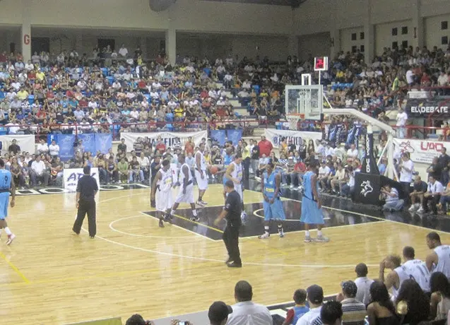 Estrellas de NBA dan exhibición en Mazatlán