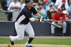 Vázquez y Peña producen en victoria de Yanquis