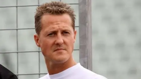 Schumacher advierte que seguirá luchando por un podio