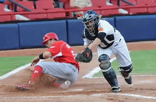 Sultanes apagan el infierno de los Diablos Rojos